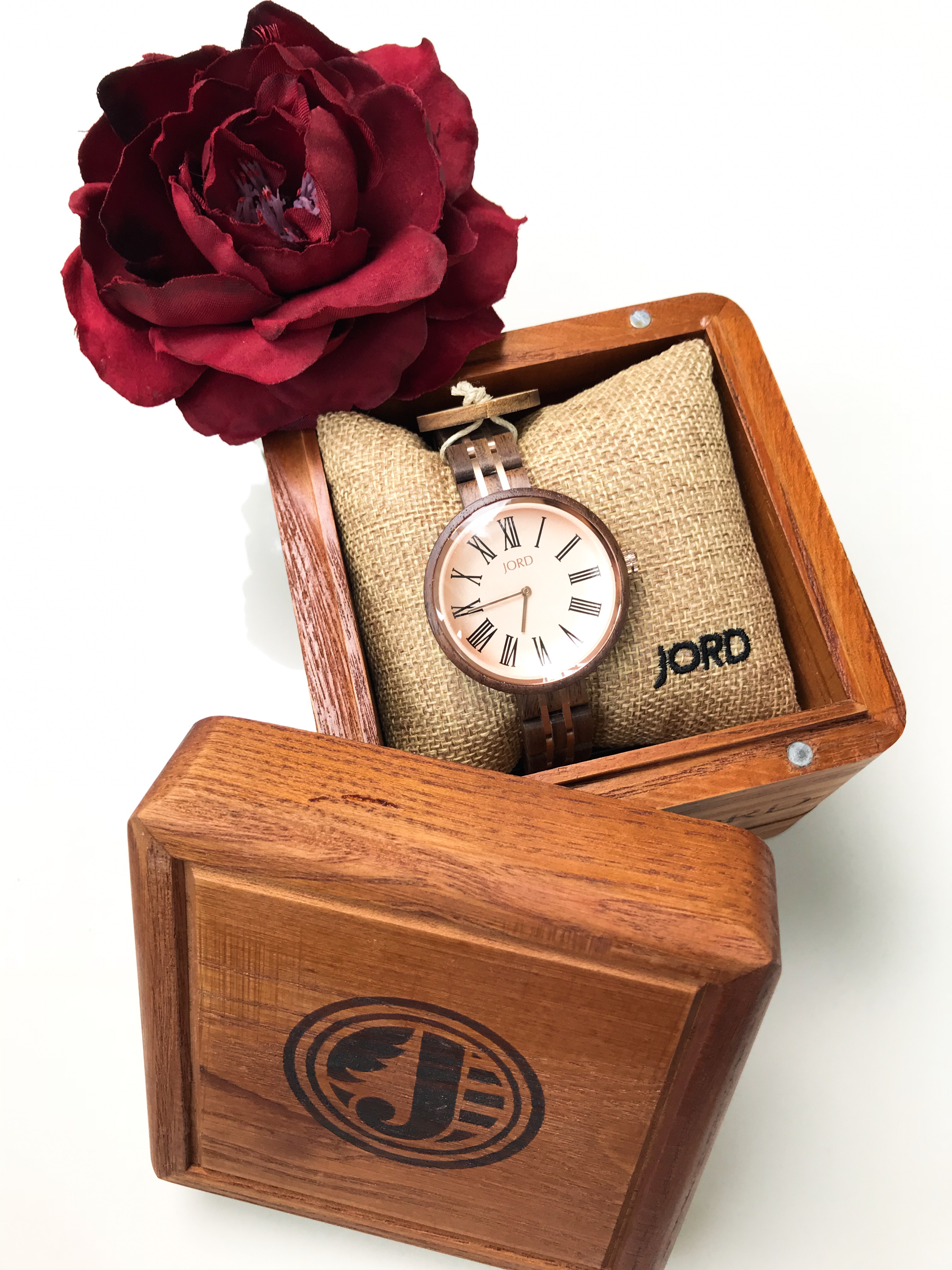 Jord watch | Engraved watch for Valentine’s Day | Unique women’s watch Unique men’s watch | Personalized watches for him/her Unique men’s/women’s watch for Valentine’s Day