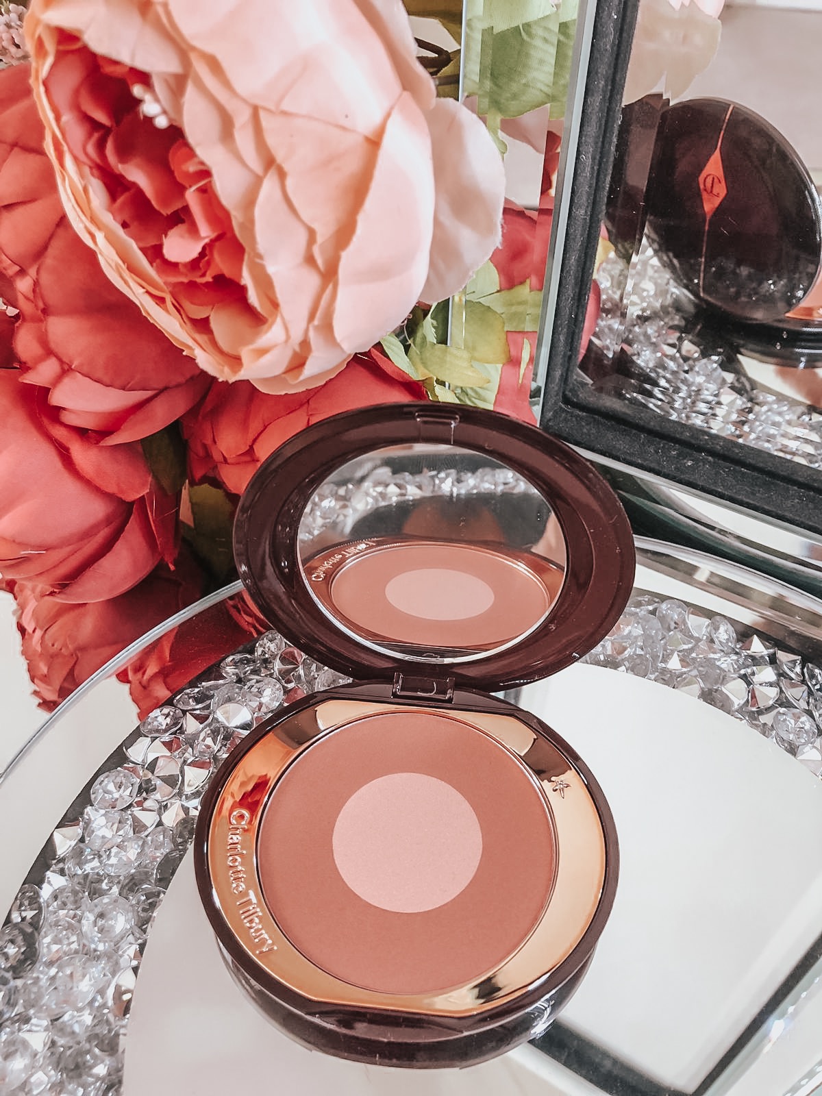 ELEGANT DUCHESS BEAUTY CHARLOTTE TILBURY MAGIC AWAY CONCEALER | CHARLOTTE TILBURY MAGIC FOUNDATION | CHARLOTTE TILBURY CHEEK TO CHIC PILLOW TALK- ONLINE EXCLUSIVE | CHARLOTTE TILBURY PILLOW TALK LUXURY EYE SHADOW PALETTE- ONLINE EXCLUSIVE