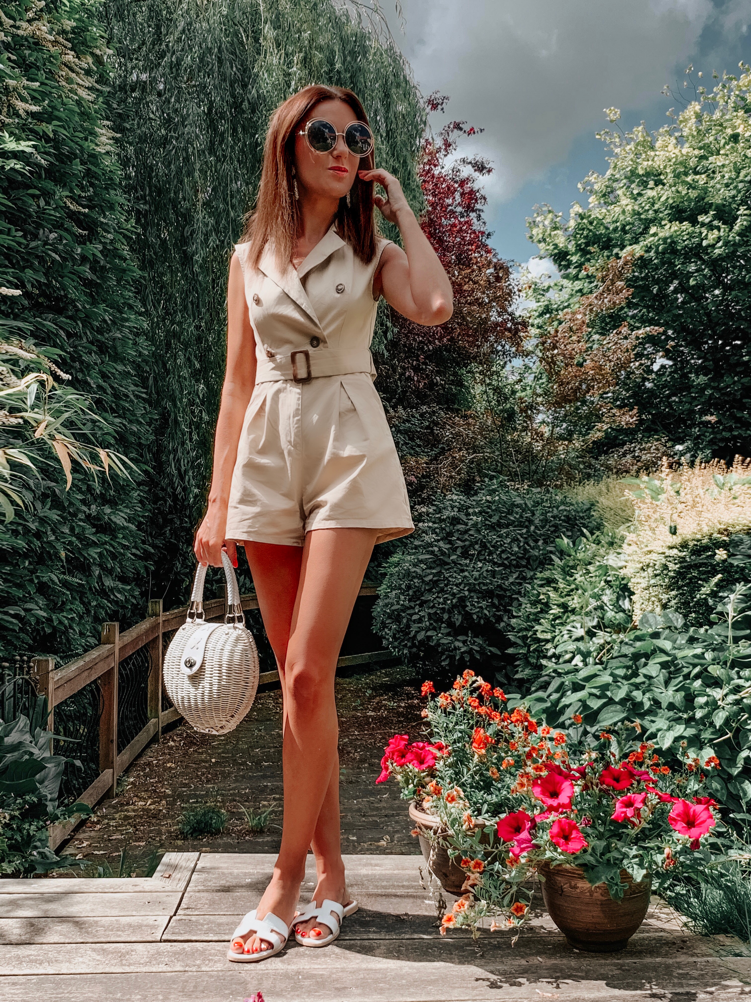 Elegant Duchess Boutique Elegant Belted Button Detail Playsuit | Elegant Duchess Boutique Chic Heart shaped Straw Bag | Charlotte Tilbury make up | Elegant Duchess Boutique TEXTURED GEOMETRIC EARRINGS