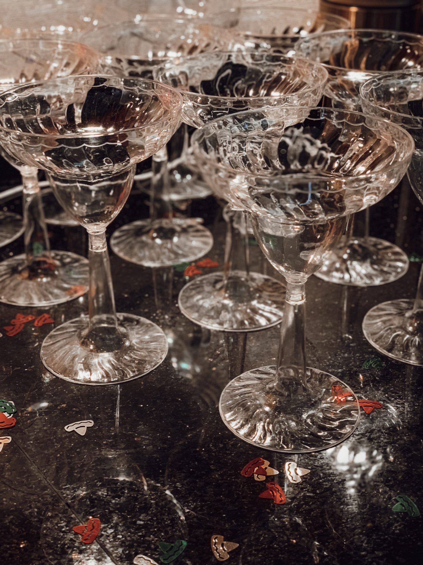 Party tips Gatsby party where to buy party decorations, food and drinks