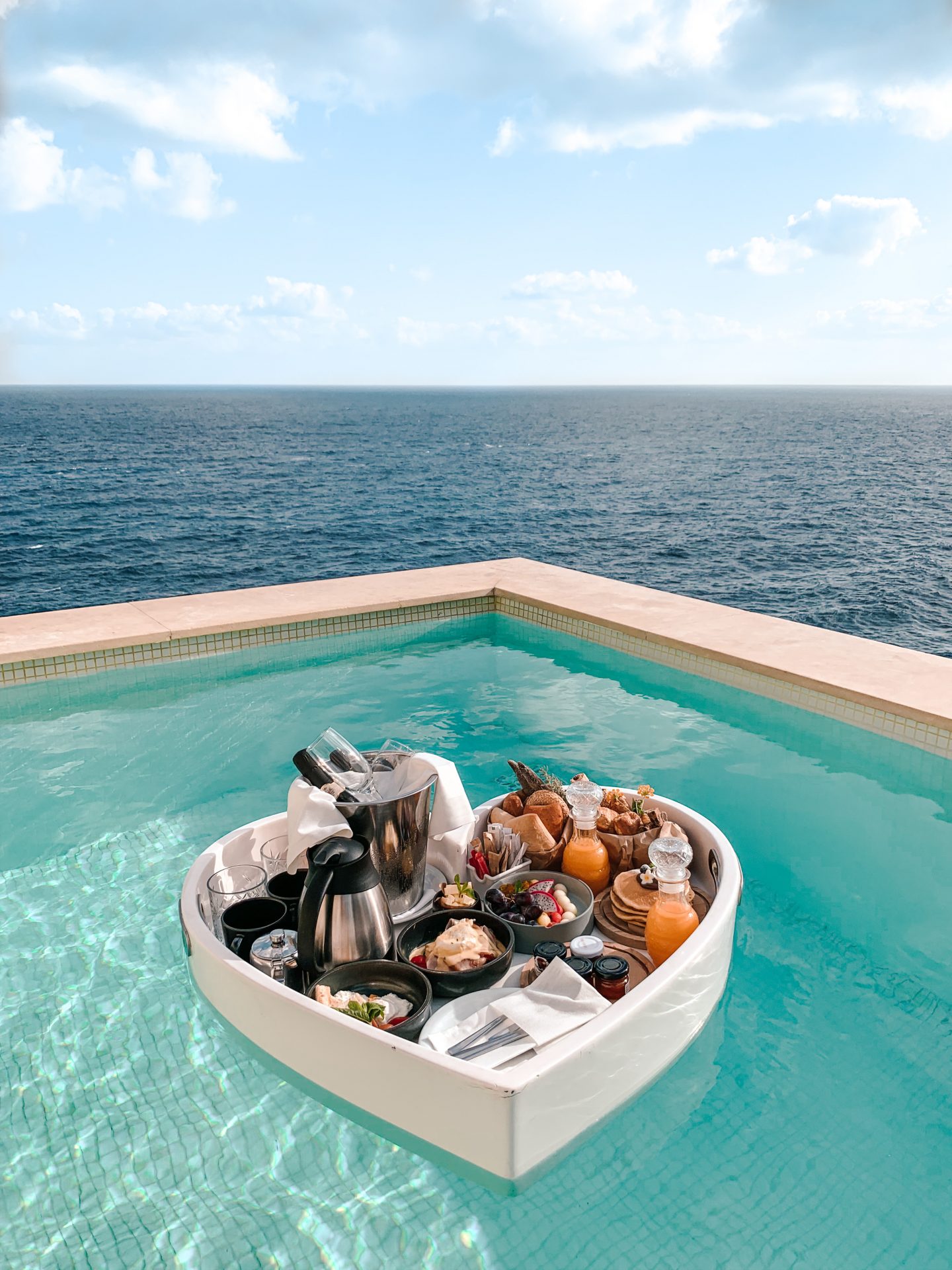 Crete Greece, Sea Side Resort and SPA, Floating breakfast