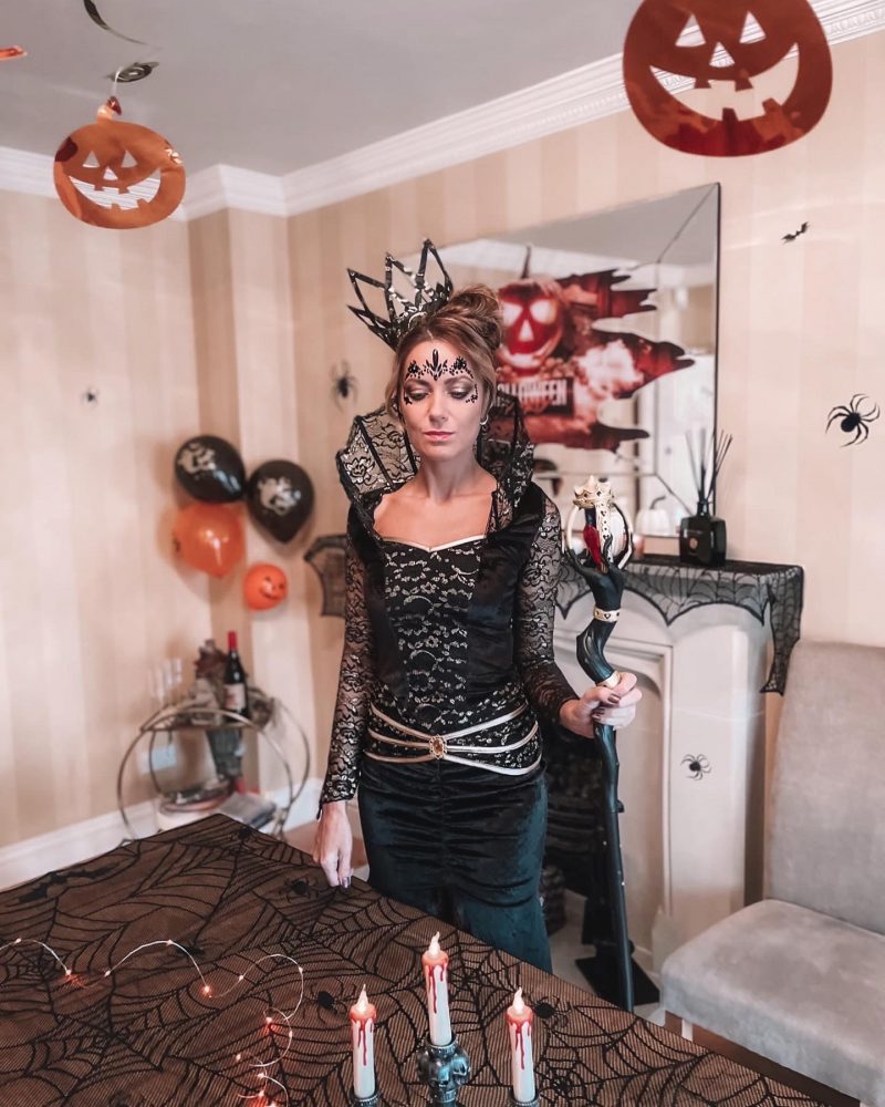 Halloween party, decorations and costume ideas