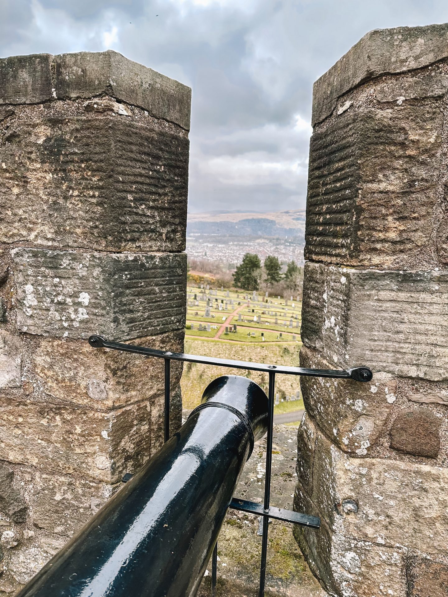 Stirling Castle with its Royal Palace, the Chapel Royal, the Regimental Museum and the Wallace Monument. Scotland, Stilring