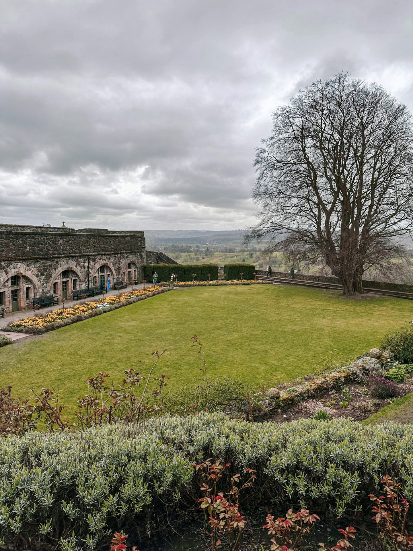 Stirling Castle with its Royal Palace, the Chapel Royal, the Regimental Museum and the Wallace Monument. Scotland, Stilring