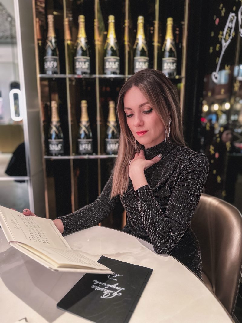 Moet &amp; Chandon bar in Harrods