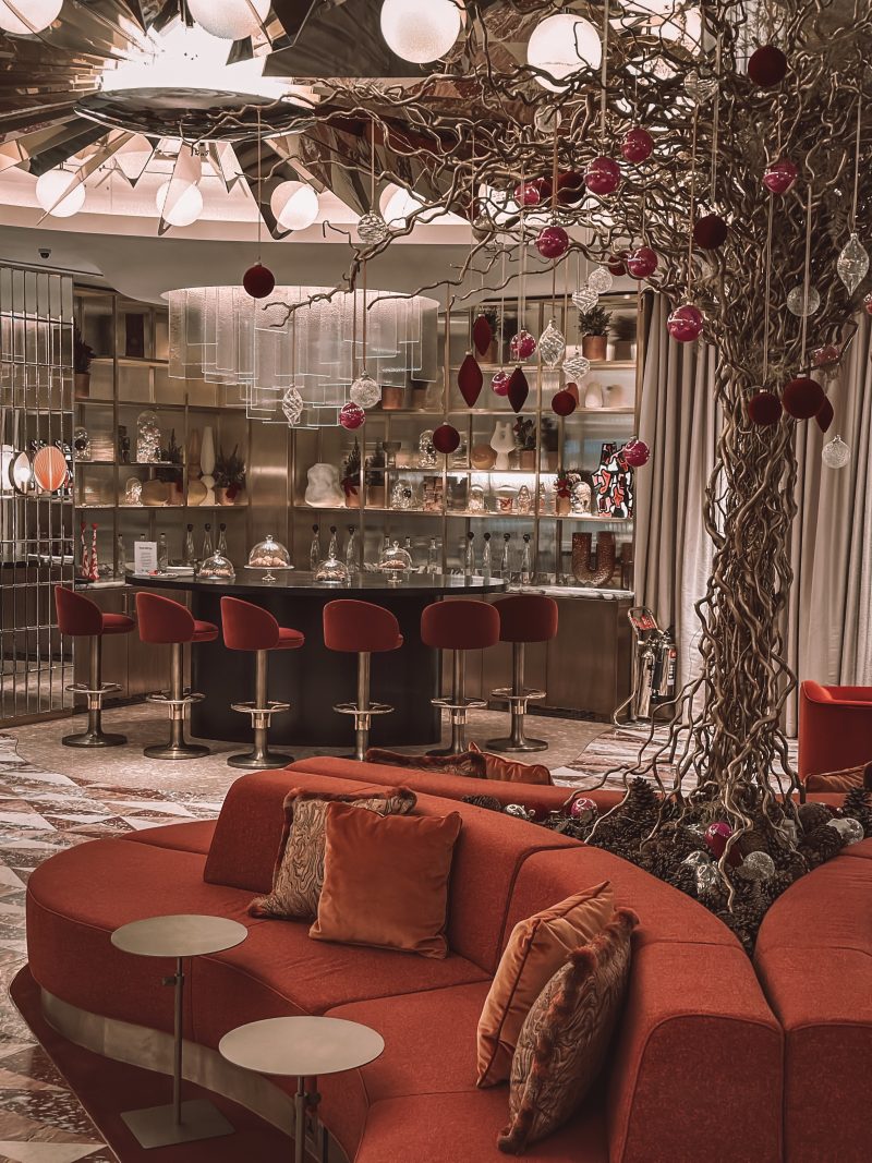 Revery Bar, Hilton Park Lane