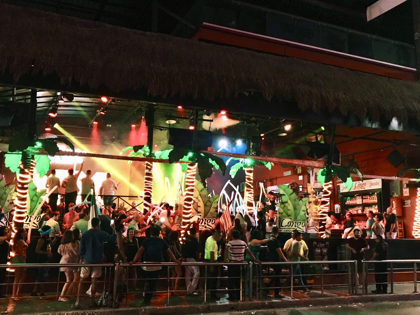 Congo bar, Cancun, Mexico