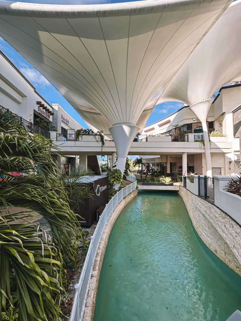 La Isla Shopping Village, Cancun, Mexico